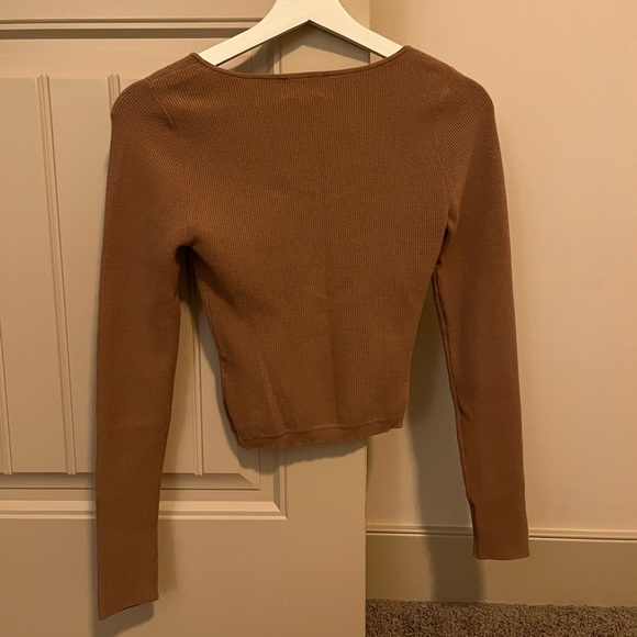 Aritzia / Wilfred brown sweater SW - Picture 2 of 3